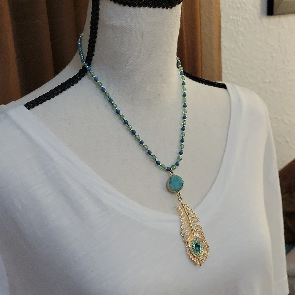 Handmade Howlite Beaded Rhinestone Peacock Feather Pendant Castlecore Necklace